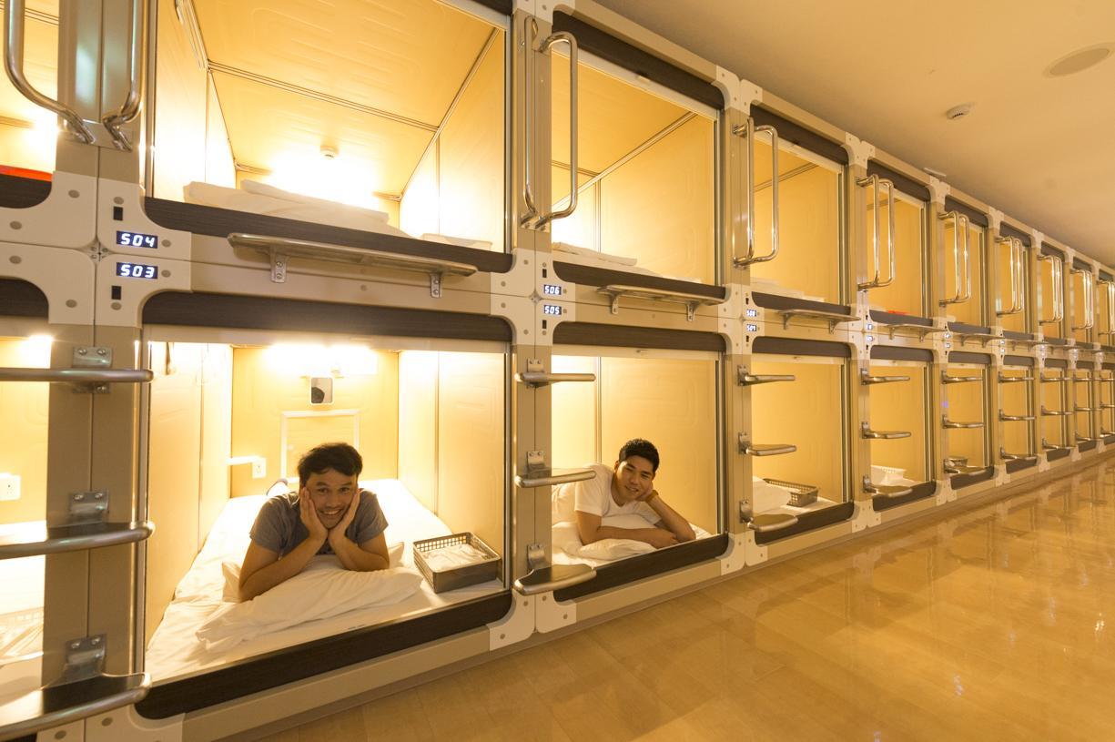 Maxi Alpa Hostel Naha Bagian luar foto